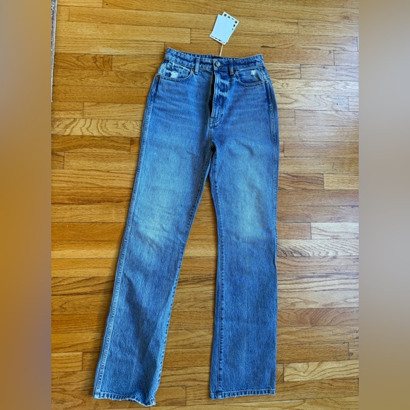 khaite Danielle Jean - Picture 2 of 3